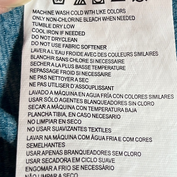 New Balance Half-Zip Pullover - Picture 6 of 6